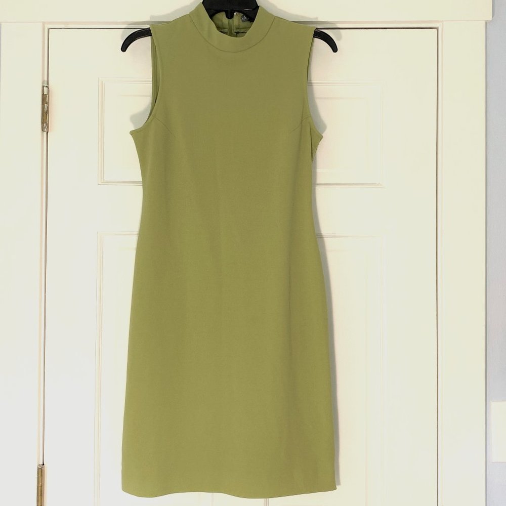 Retro sheath dress